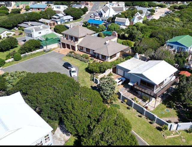 2 BEDROOM HOUSE FOR SALE IN KLEINBAAI